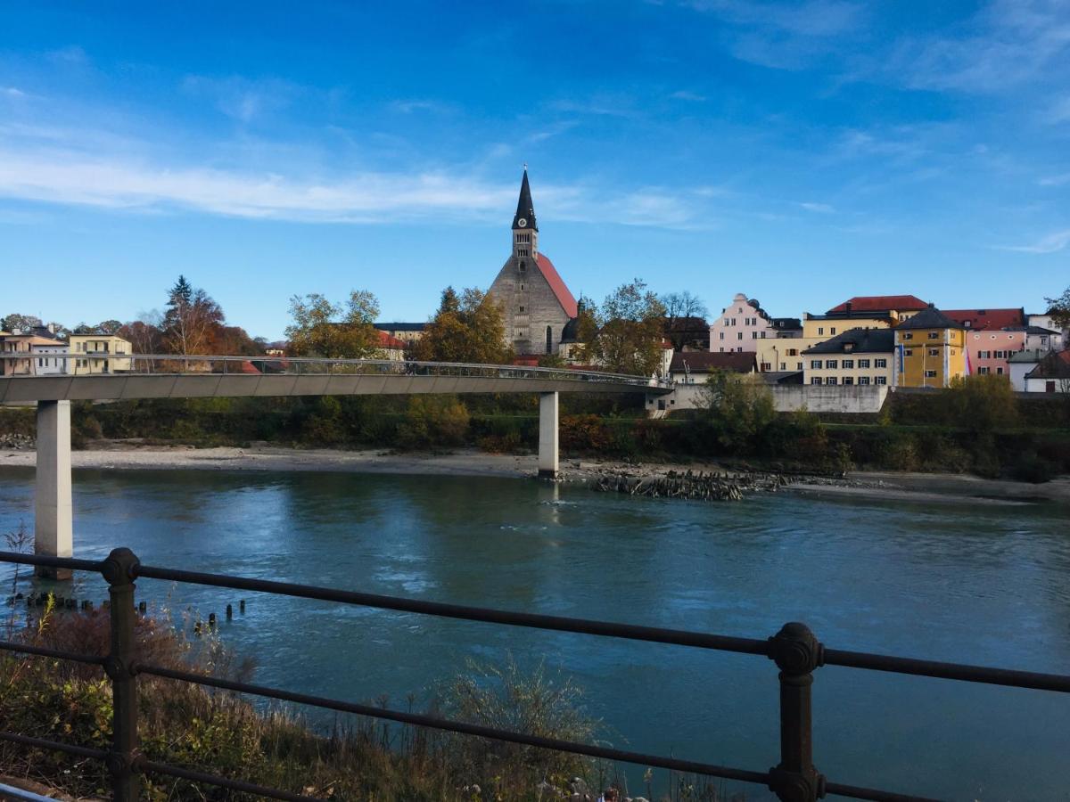 Ferienwohnung An Der Romantischen Salzachschleife Naehe Salzburg Laufen Buitenkant foto