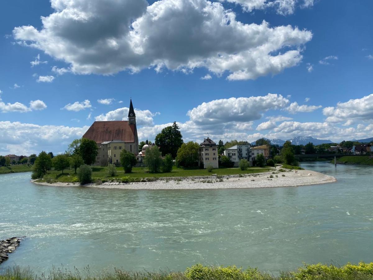 Ferienwohnung An Der Romantischen Salzachschleife Naehe Salzburg Laufen Buitenkant foto